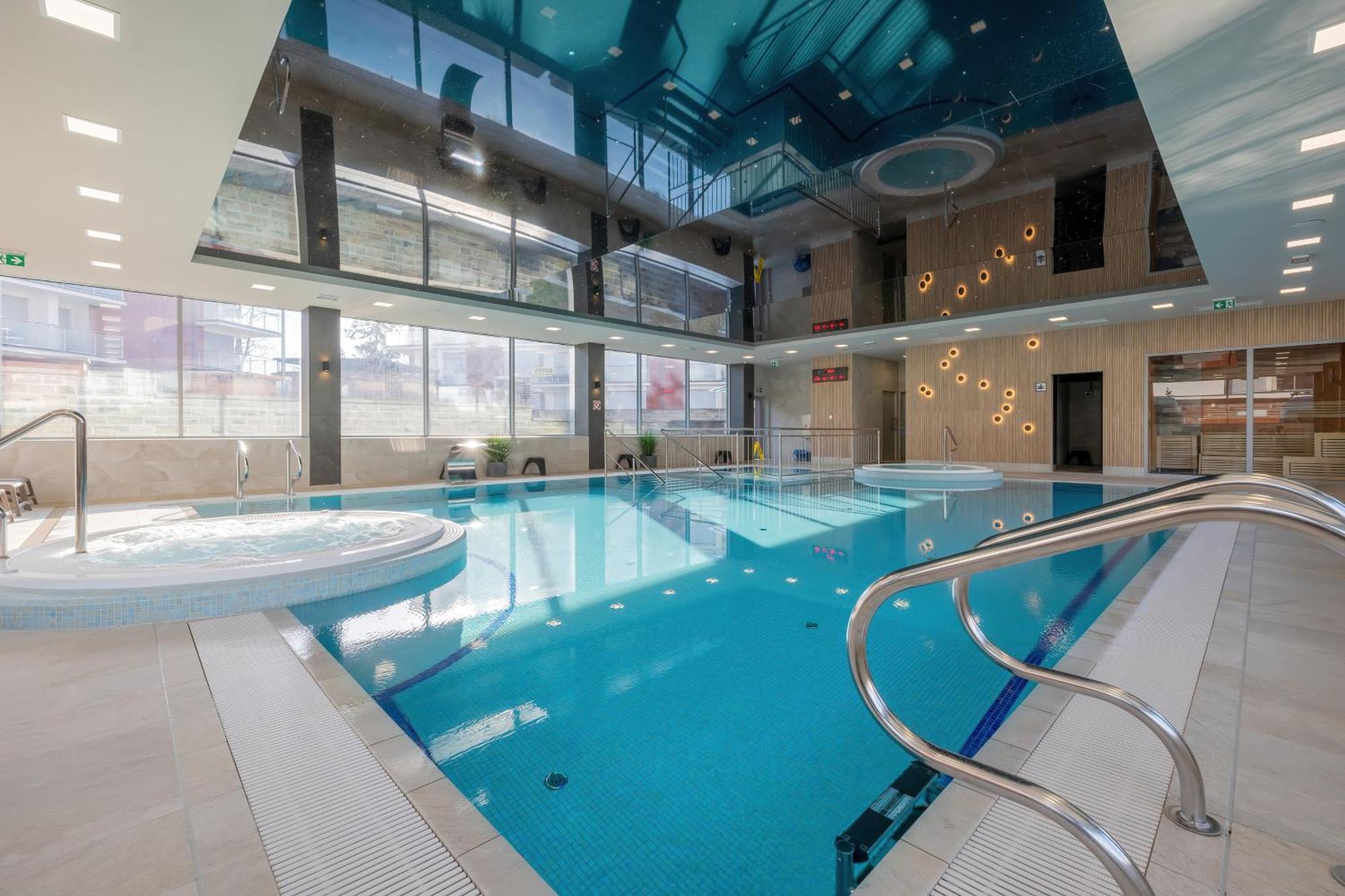 Klifowa Premium Resort With Spa, Fitness & Kids Club By Noclegi Renters Ревал Екстериор снимка