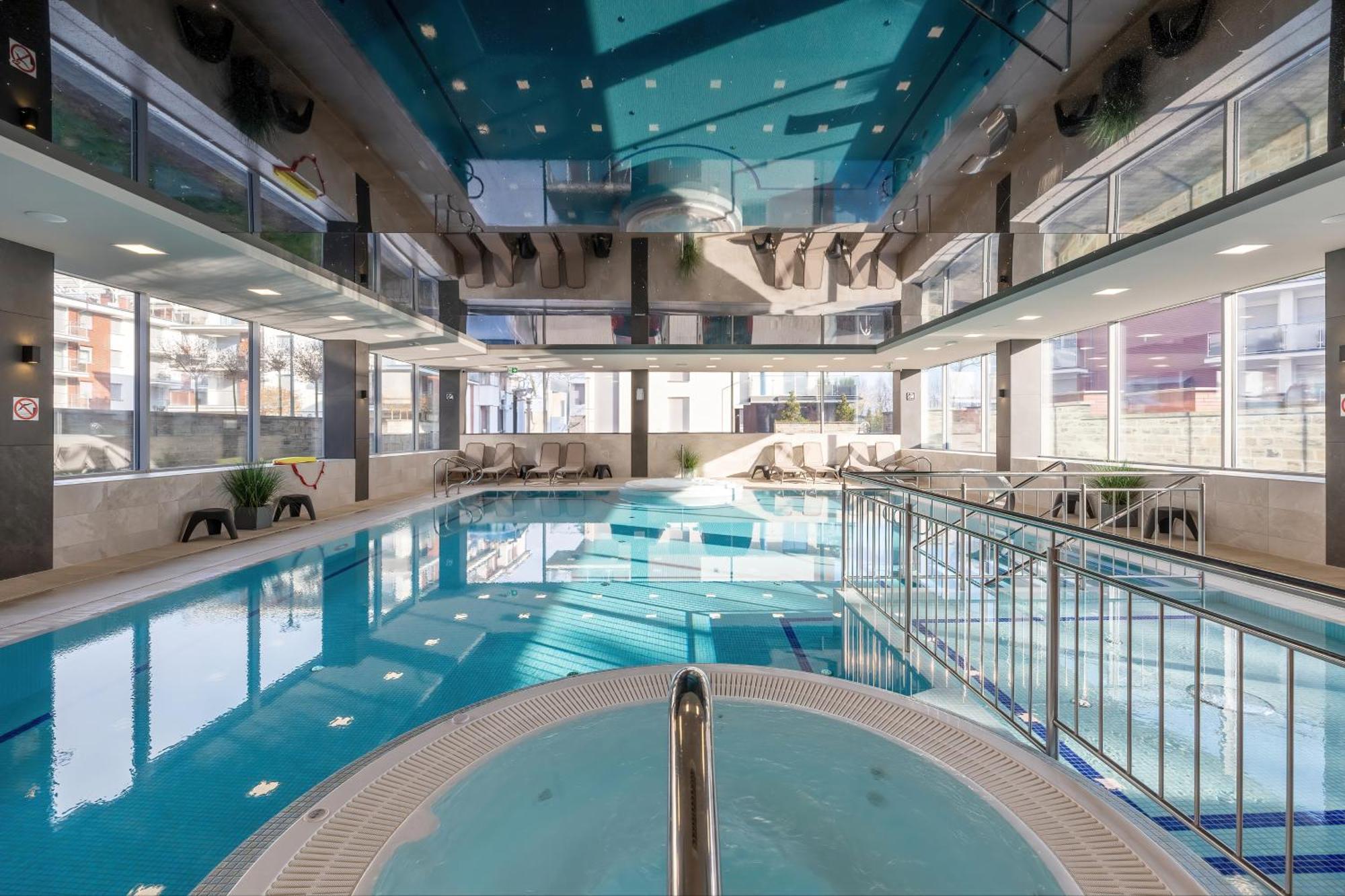 Klifowa Premium Resort With Spa, Fitness & Kids Club By Noclegi Renters Ревал Екстериор снимка